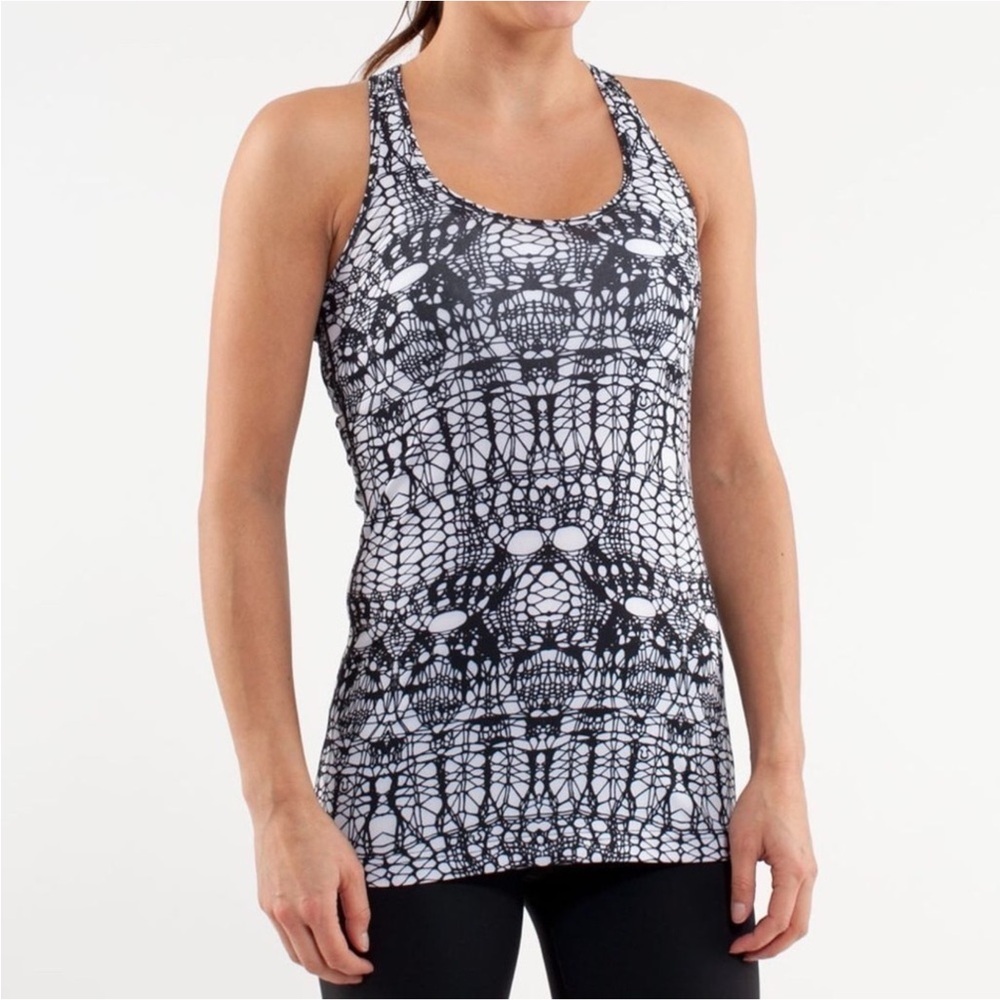 Lululemon Cool Racerback Glacier Ice Tank see measurements for size no tag